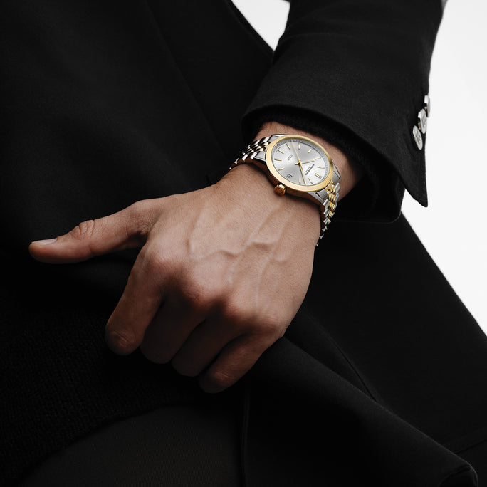 Freelancer Date 40 mm, cream dial 2741-STP-64001