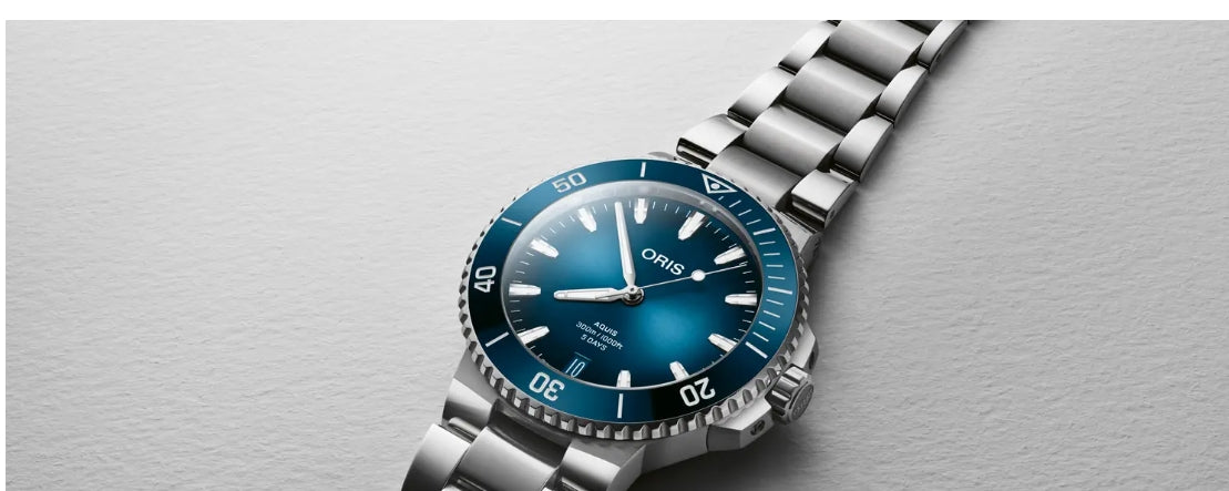 Aquis Date Calibre 400