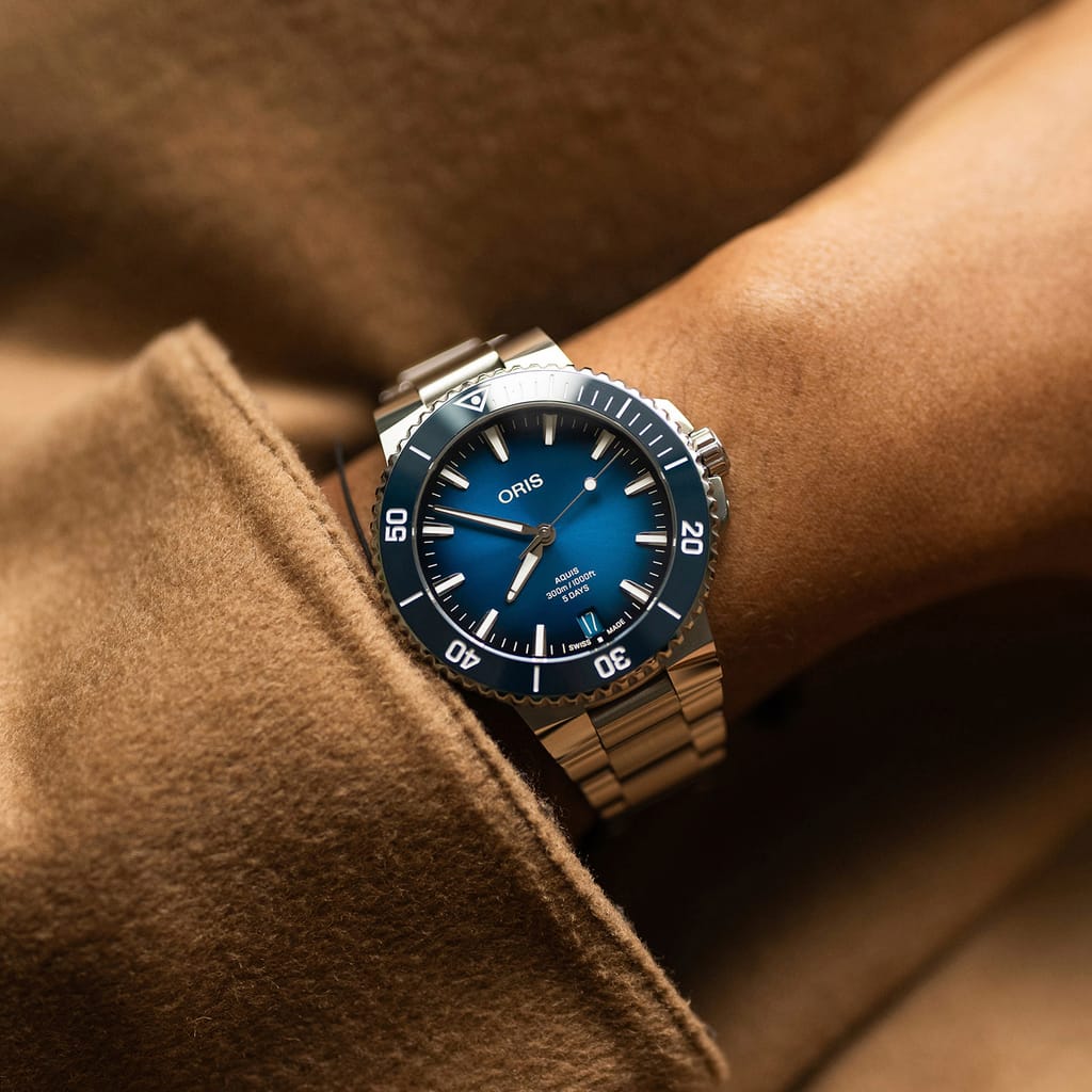 Oris Aquis Date Calibre 400 Automatic Watch 01 400 7790 4135-07 8 23 02PEB