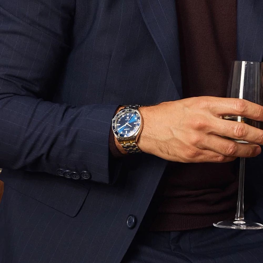 Citizen Carson  AW1770-53L