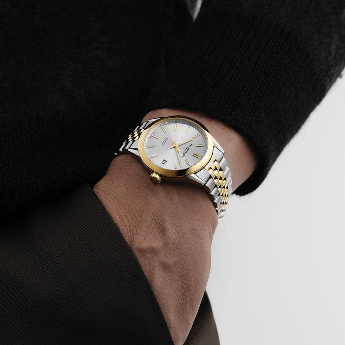 Freelancer Date 40 mm, cream dial 2741-STP-64001