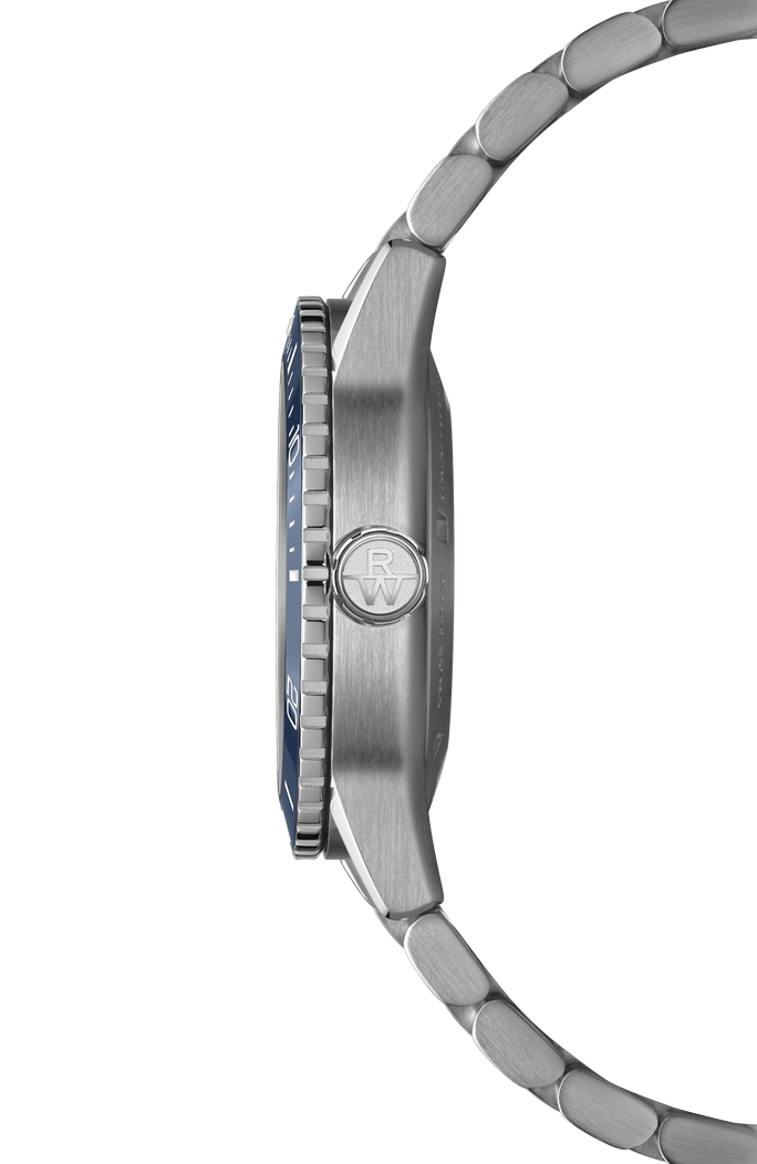 Freelancer Diver White Dial Bracelet Watch, 36mm 2755-ST3-30001