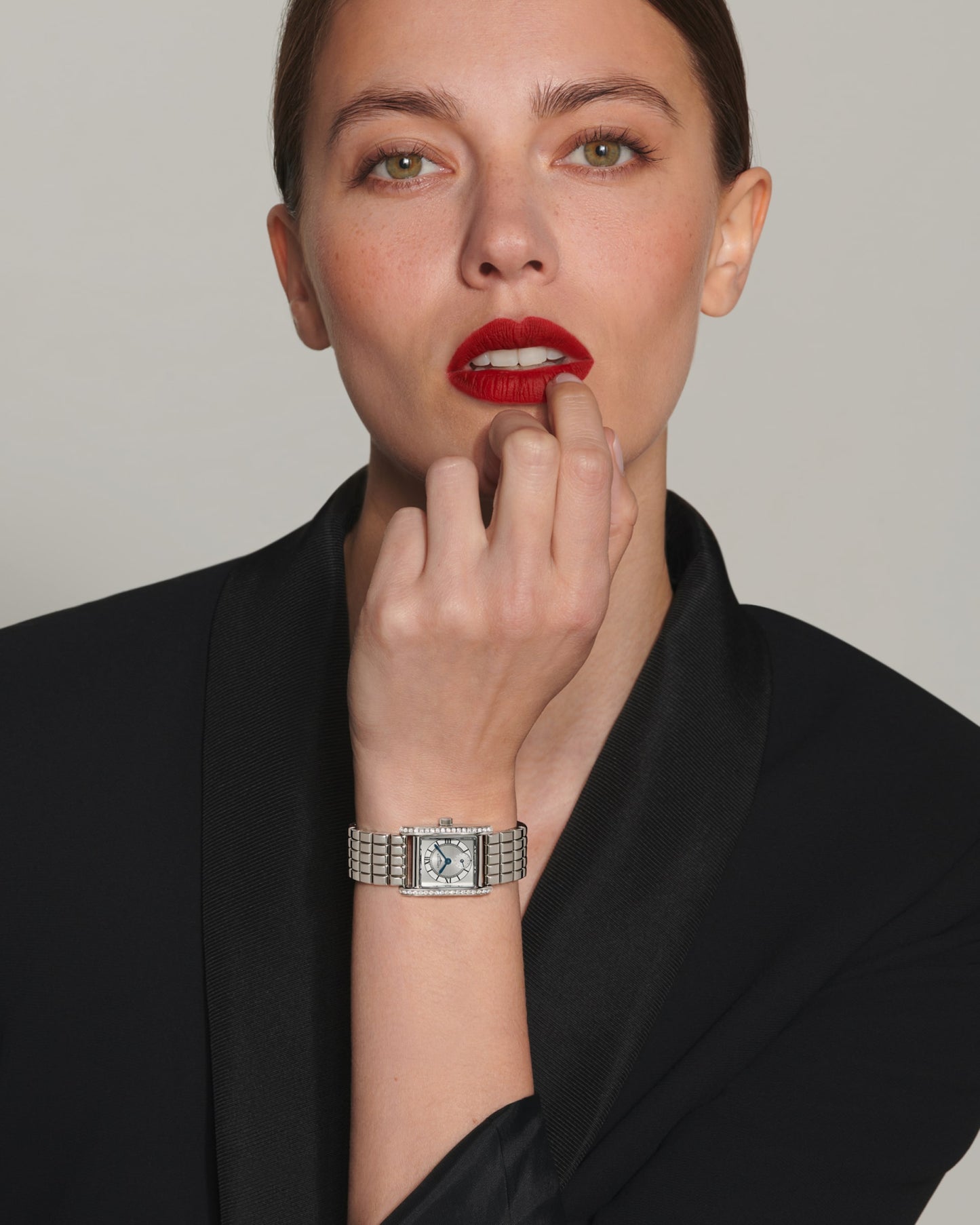 Mini Dolcevita Quartz Watch L5.200.0.75.6